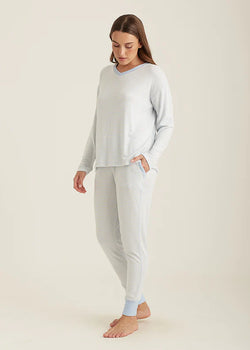 Feather Soft V-Neck LS Top & Jogger