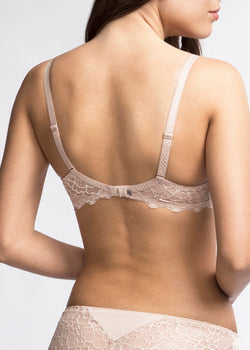Caresse 3D Plunge Contour