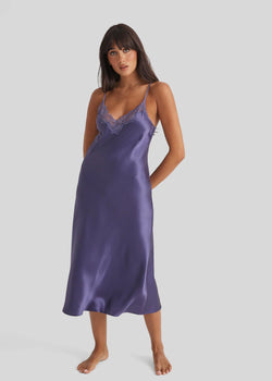 Long Chemise With Lace Blue Manor