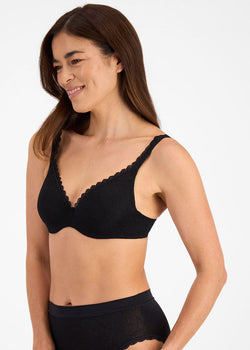 Barely There Lace Contour Bra