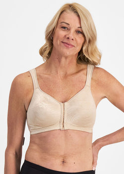 Playtex Ultimate Lift and Support Posture Boost Bra
